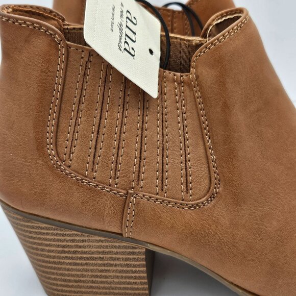 NWT A.N.A Cognac Ankle Booties With Memory Foam Womens Size 11M - Picture 7 of 9